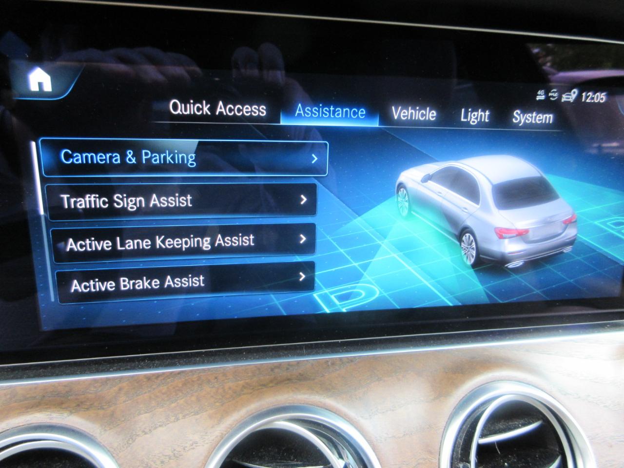 Mercedes-Benz E350  2021