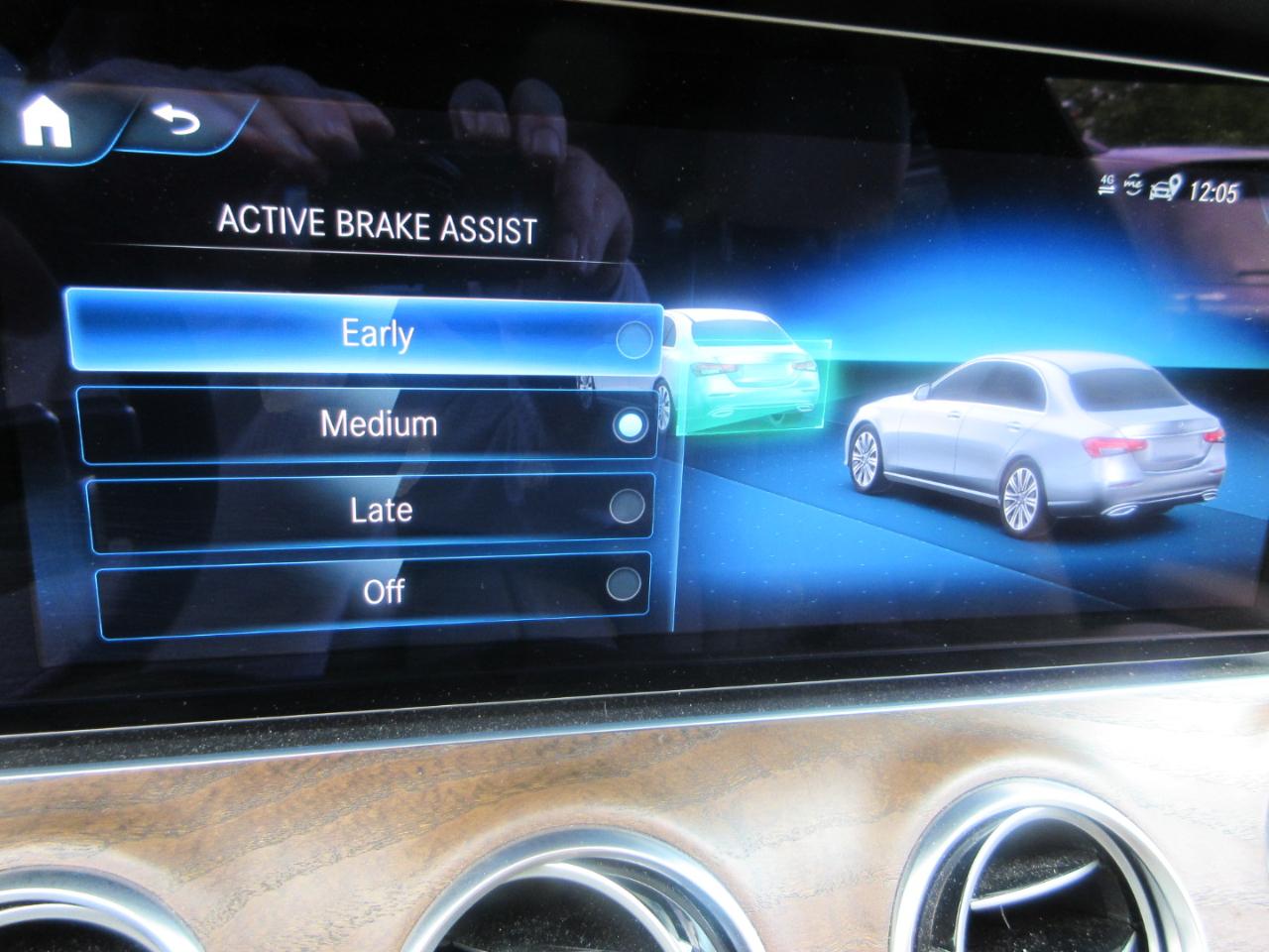 Mercedes-Benz E350  2021