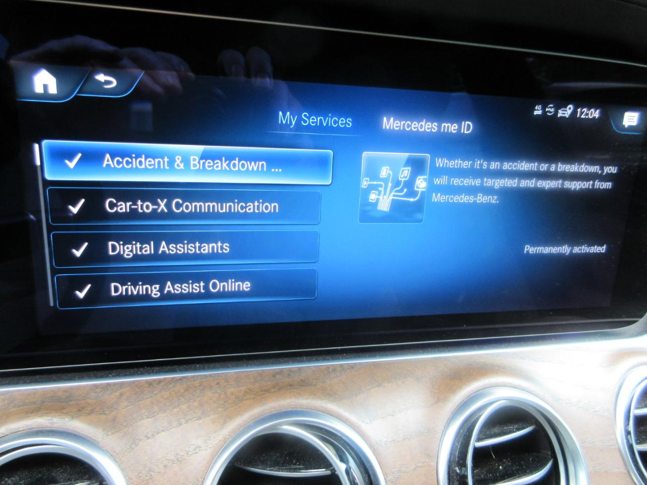 Mercedes-Benz E350  2021