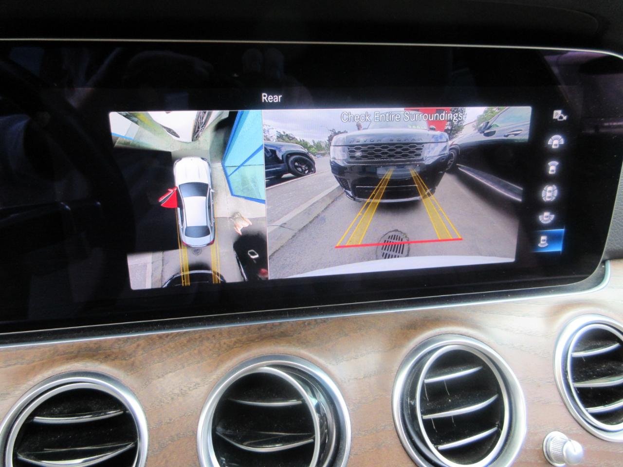 Mercedes-Benz E350  2021