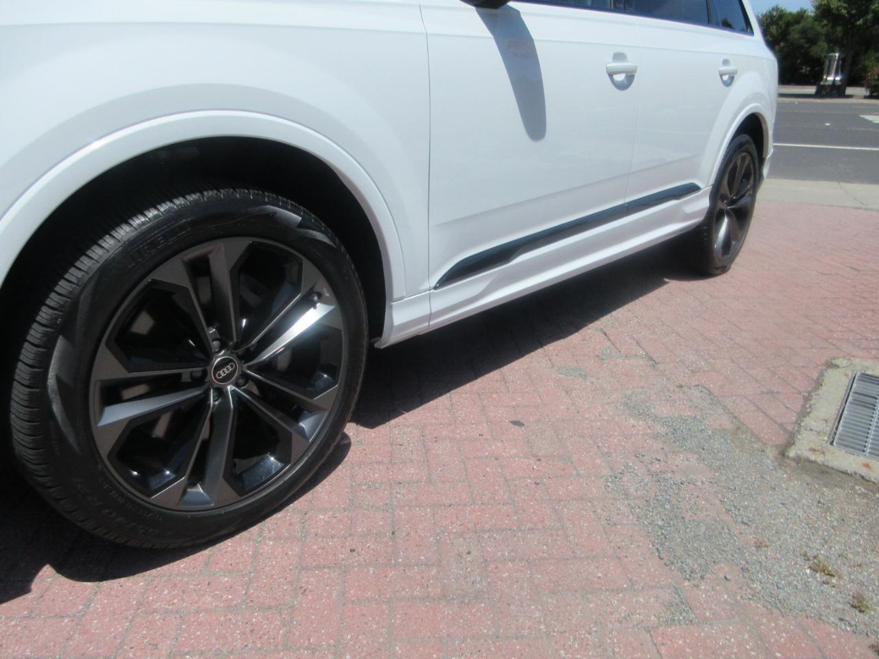 Audi Q7  2025