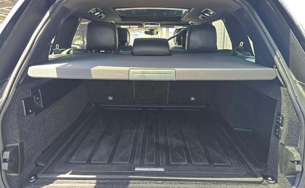Land Rover Range Rover V8 Supercharged SWB 2019