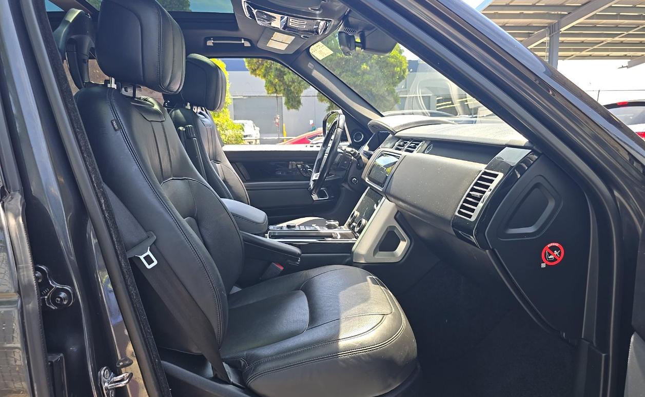 Land Rover Range Rover V8 Supercharged SWB 2019