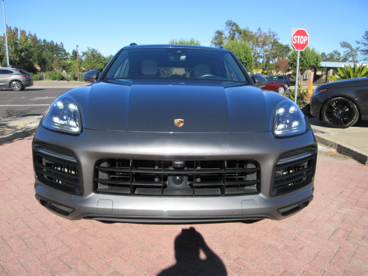 Porsche Cayenne  2021