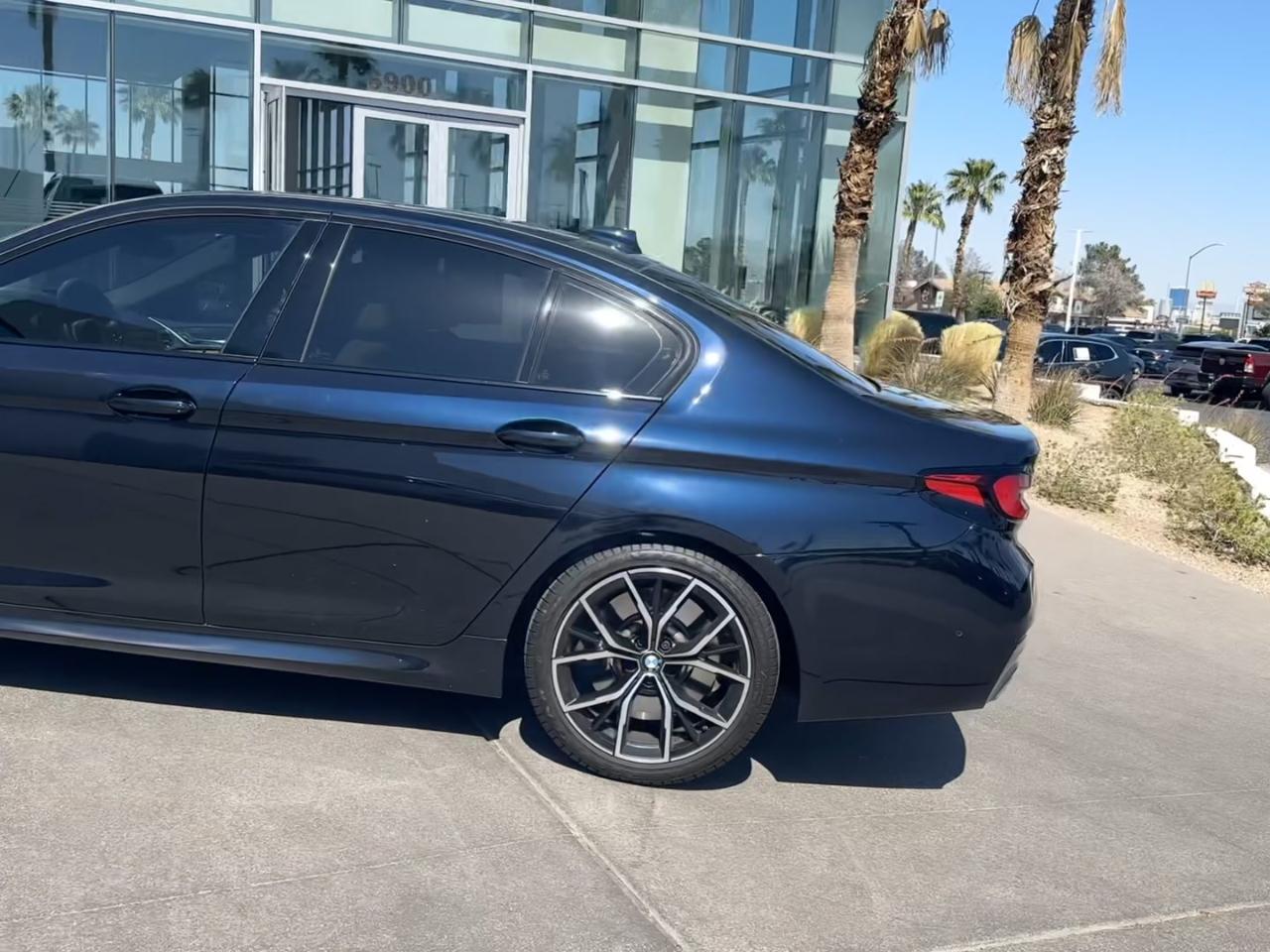 BMW 540i  2023