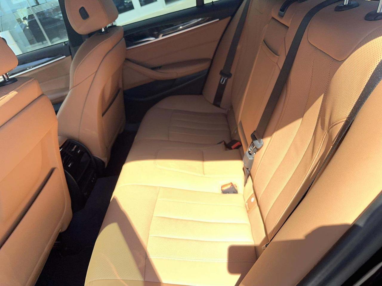 BMW 540i  2023
