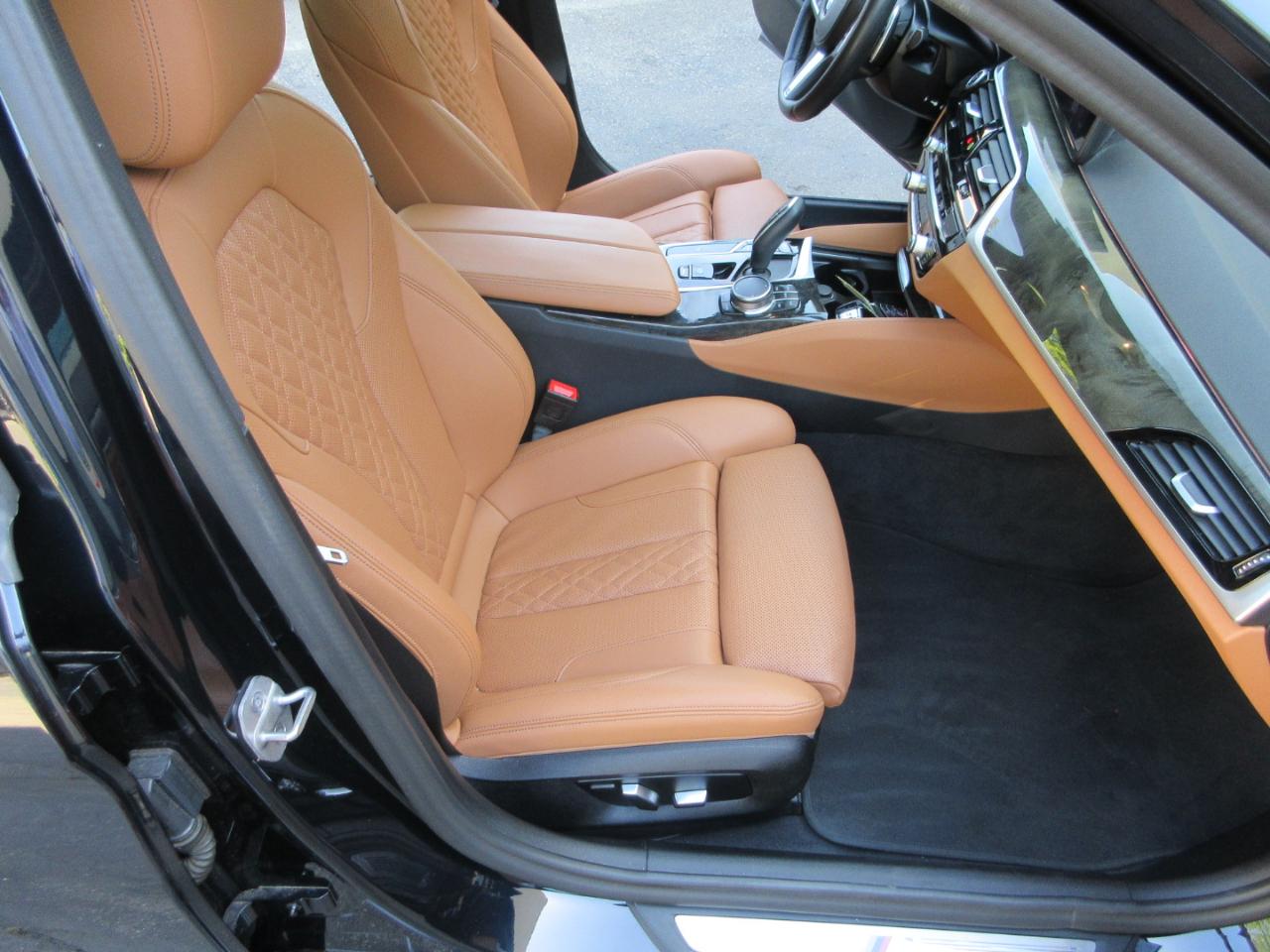 BMW 540i  2023