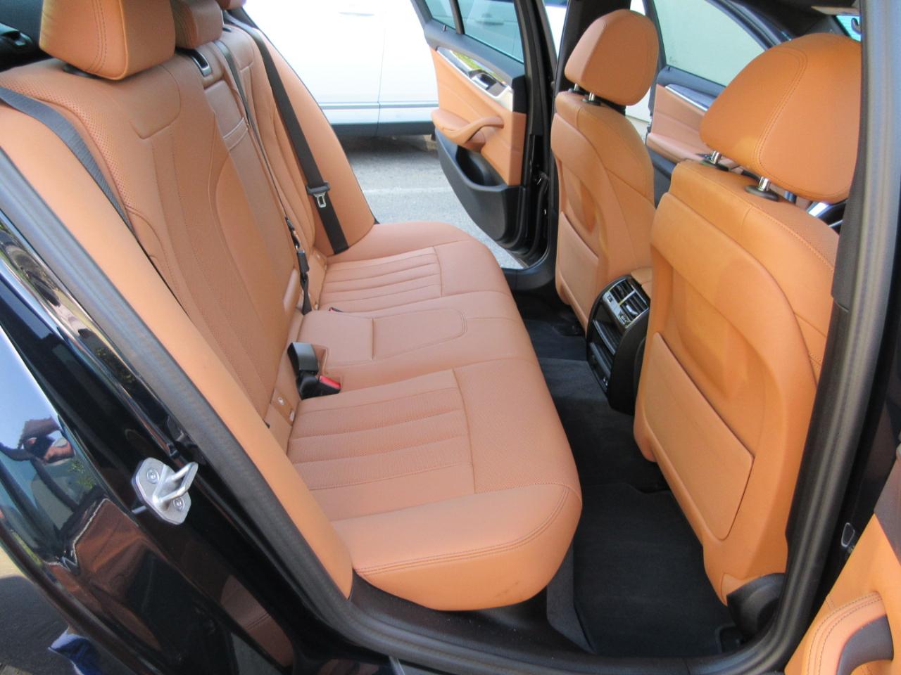 BMW 540i  2023