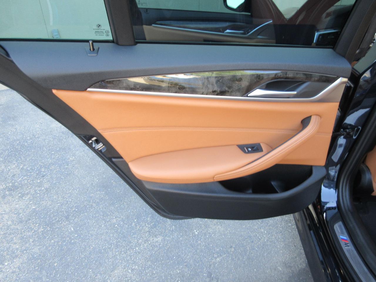 BMW 540i  2023