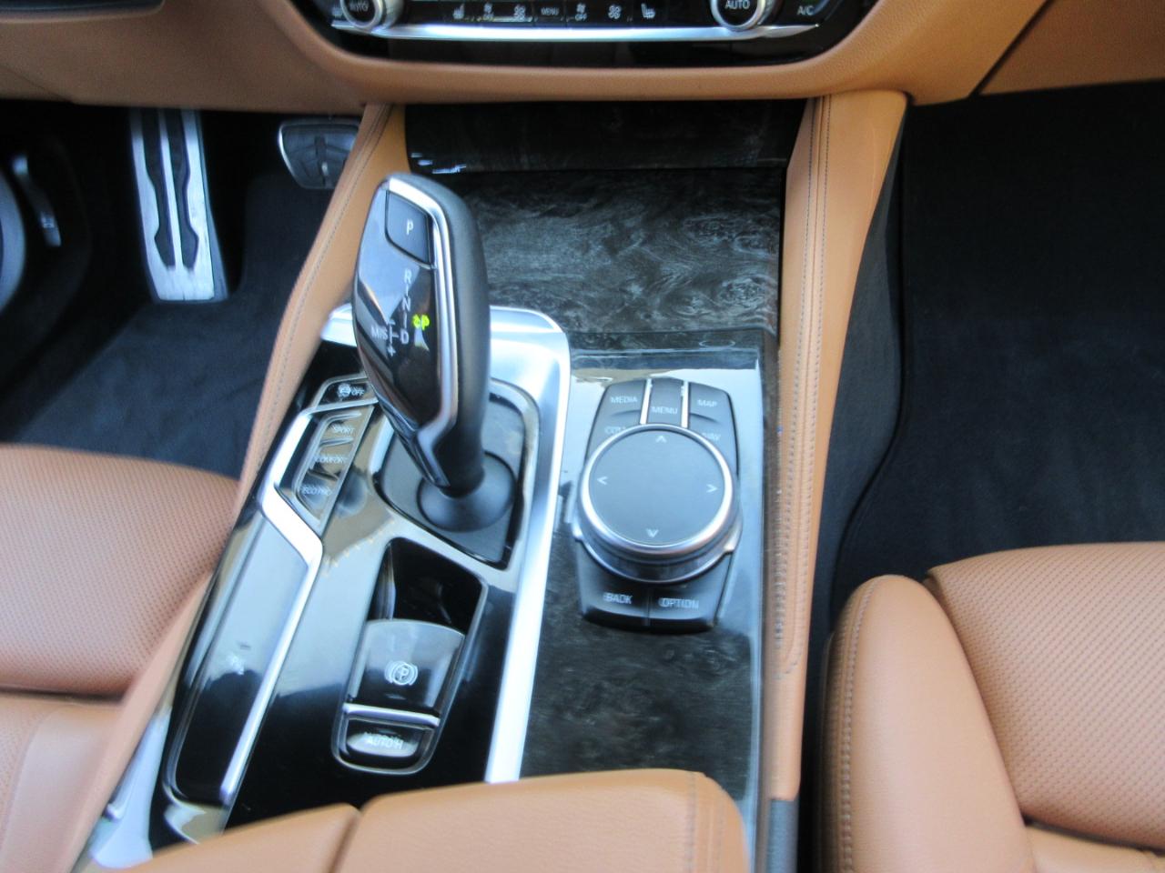 BMW 540i  2023