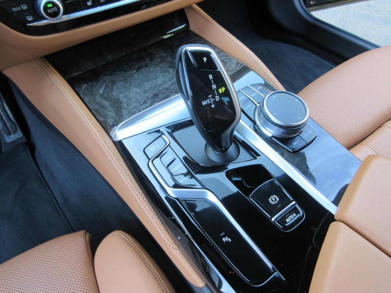BMW 540i  2023