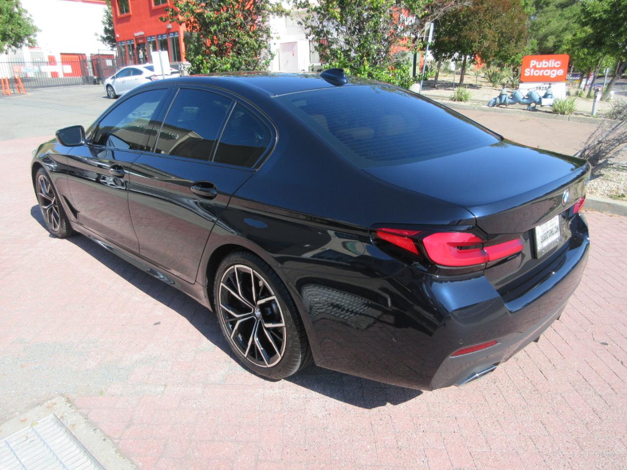 BMW 540i  2023