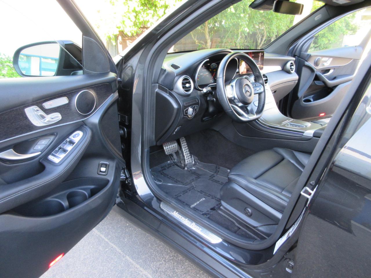 Mercedes-Benz GLC  2022