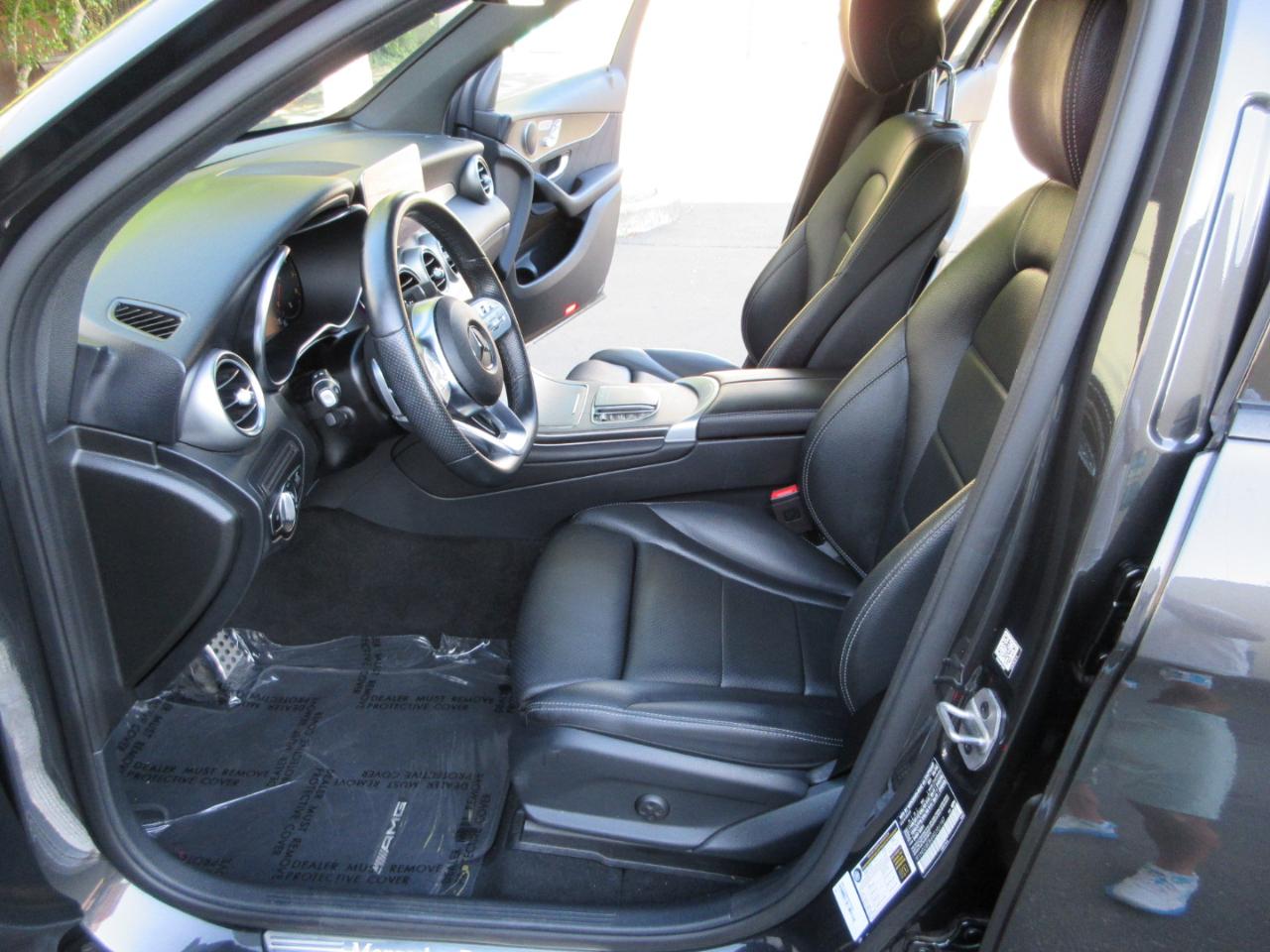 Mercedes-Benz GLC  2022