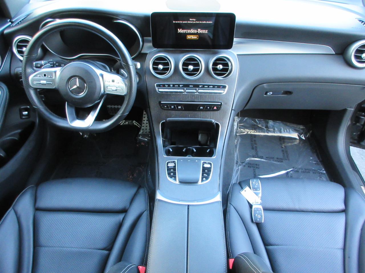 Mercedes-Benz GLC  2022