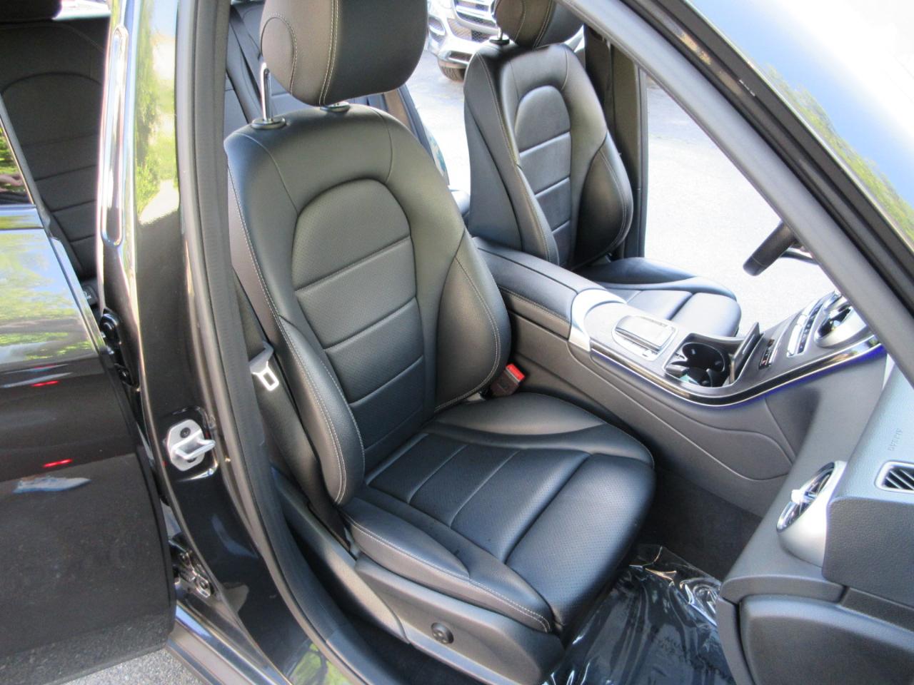 Mercedes-Benz GLC  2022
