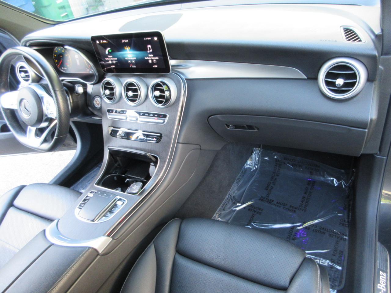 Mercedes-Benz GLC  2022