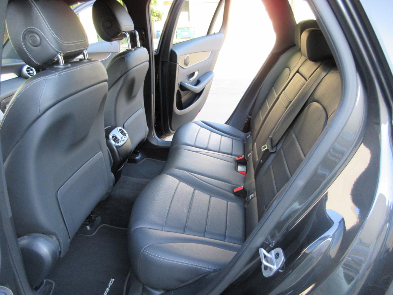 Mercedes-Benz GLC  2022