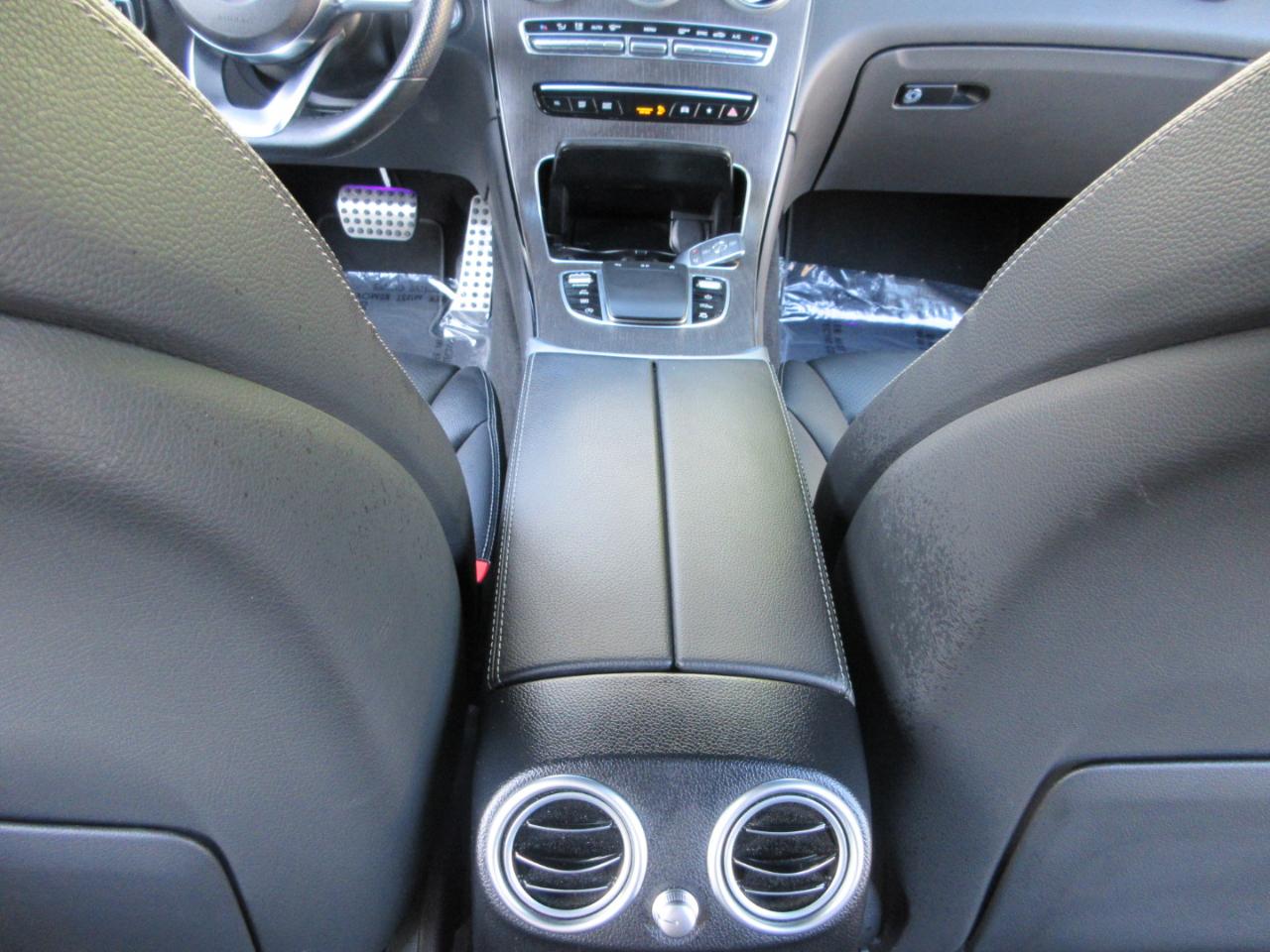 Mercedes-Benz GLC  2022