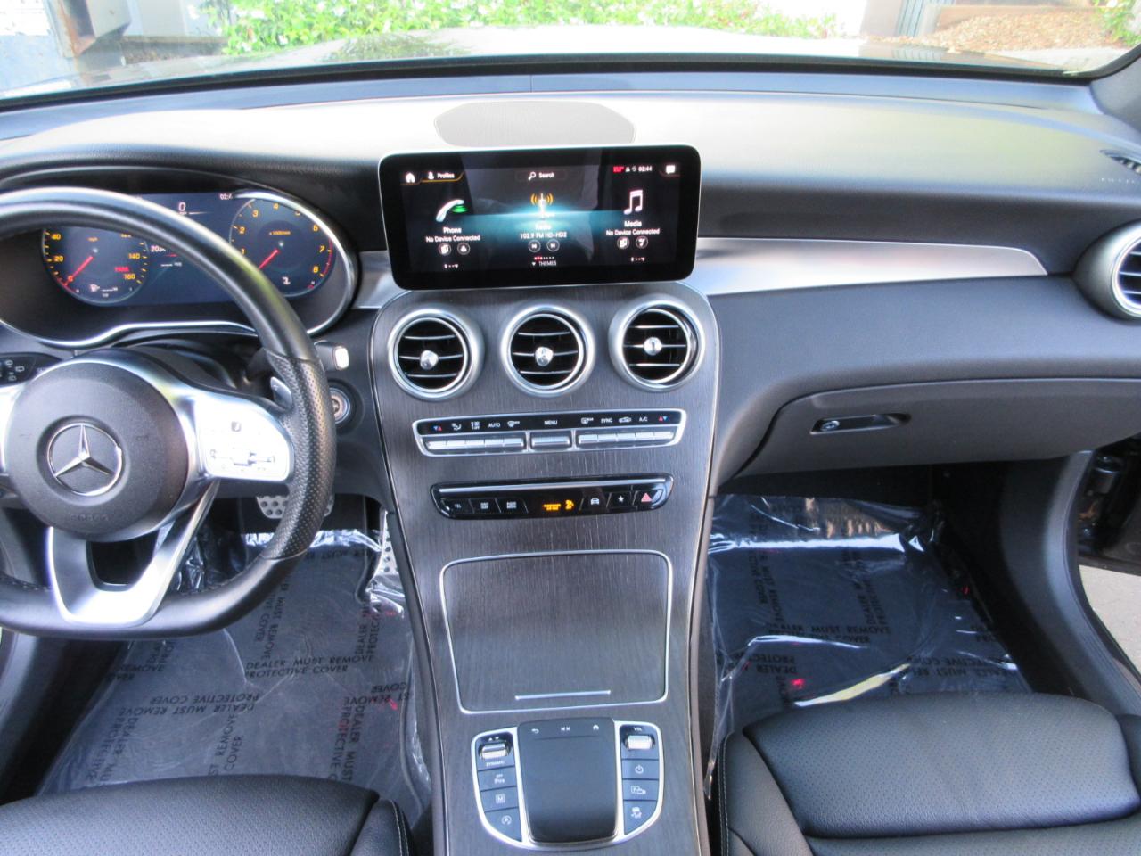 Mercedes-Benz GLC  2022