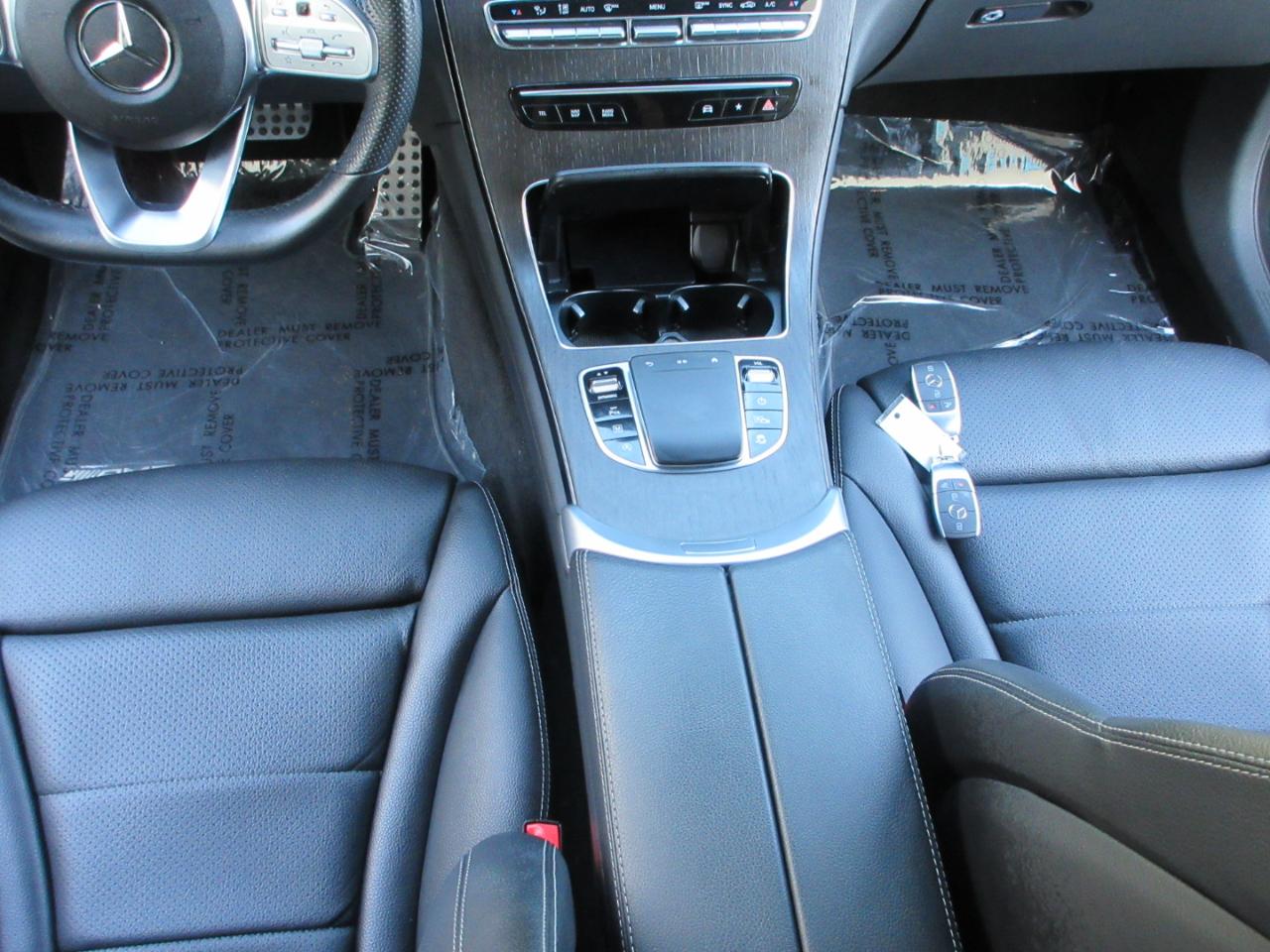 Mercedes-Benz GLC  2022