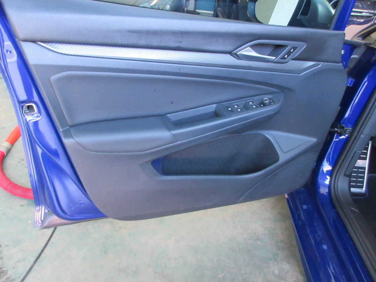 Volkswagen Golf R  2022