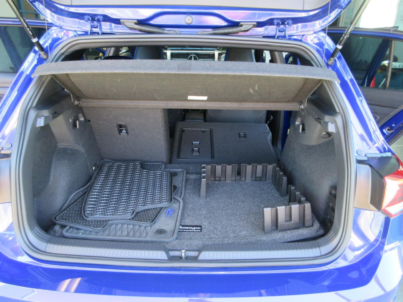 Volkswagen Golf R  2022