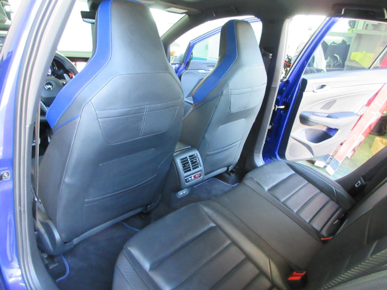 Volkswagen Golf R  2022