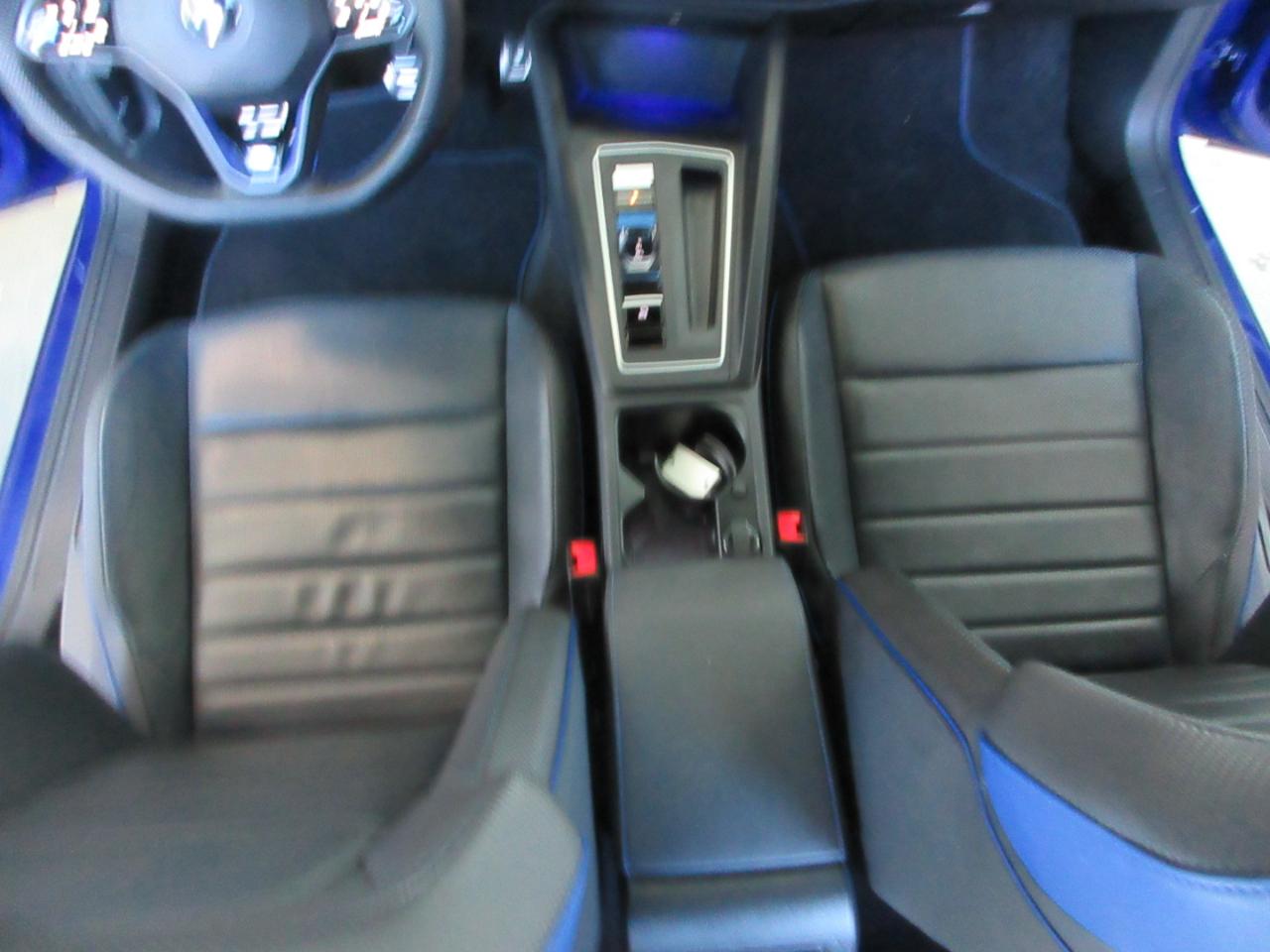 Volkswagen Golf R  2022