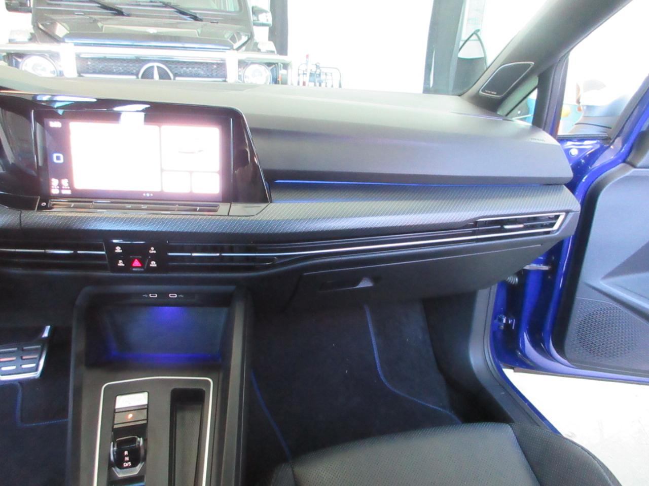 Volkswagen Golf R  2022