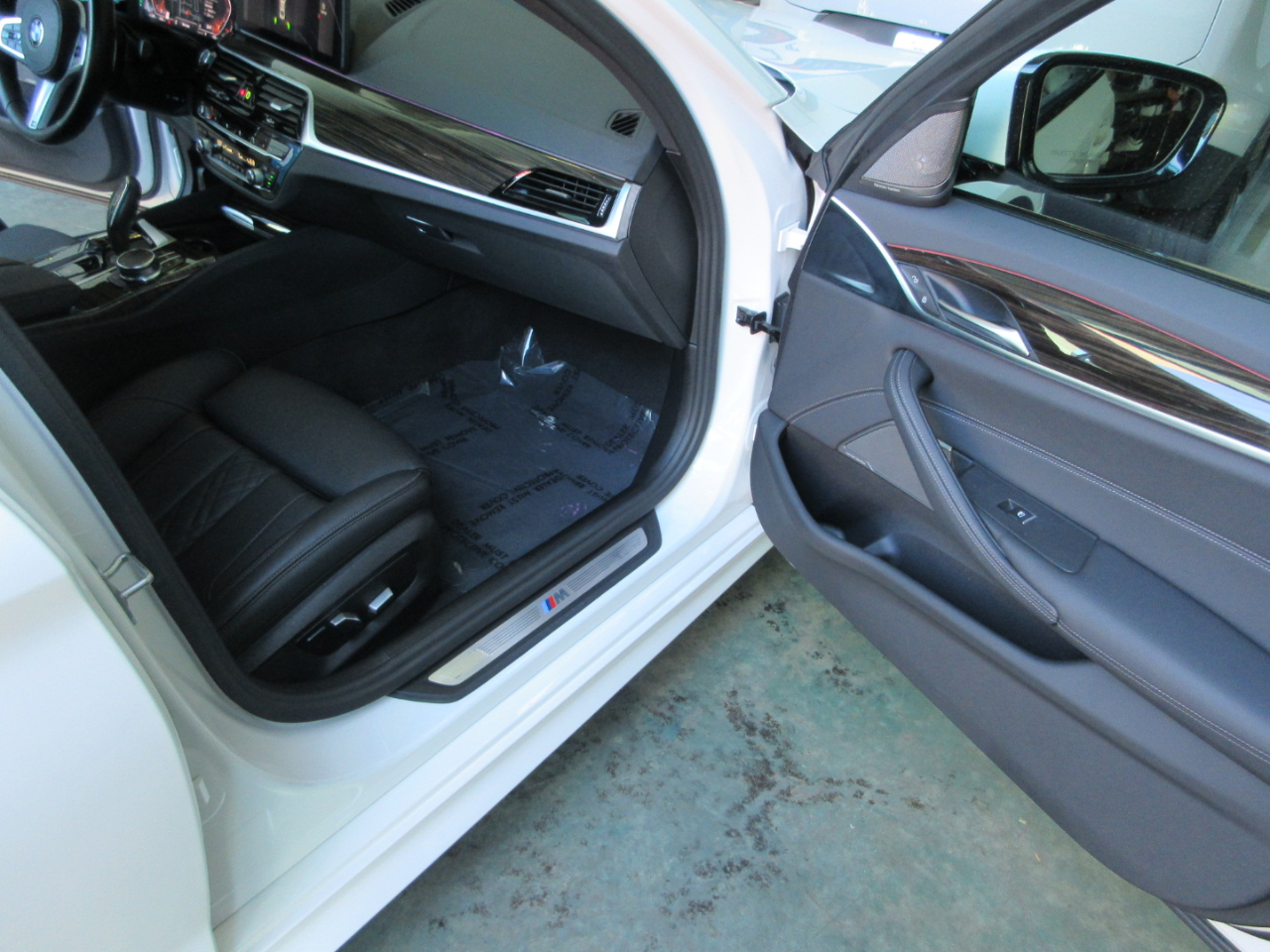 BMW 530i  2023