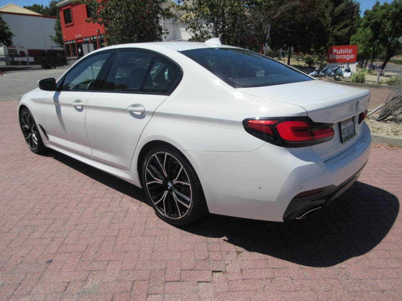 BMW 530i  2023