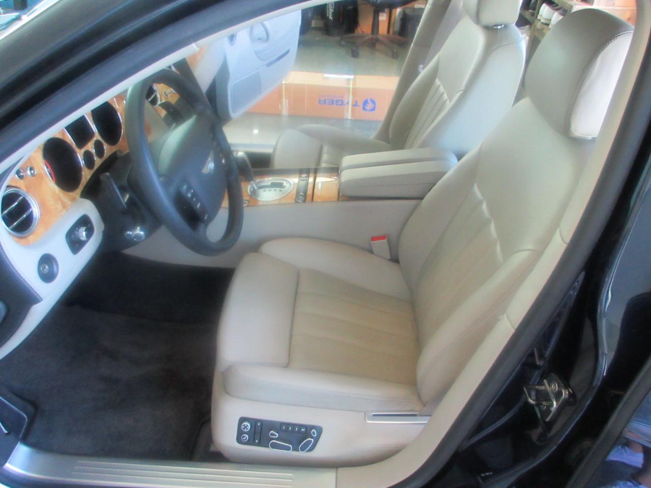 Bentley Continental Flying Spur  2008