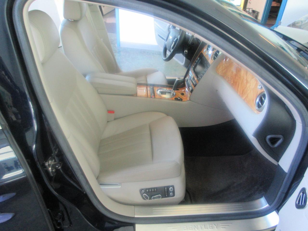 Bentley Continental Flying Spur  2008