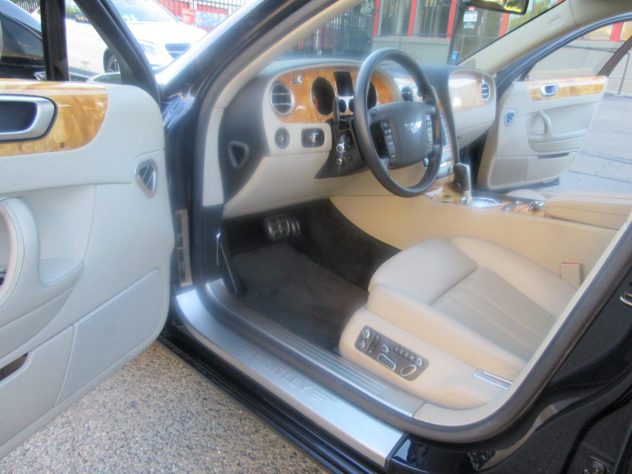 Bentley Continental Flying Spur  2008