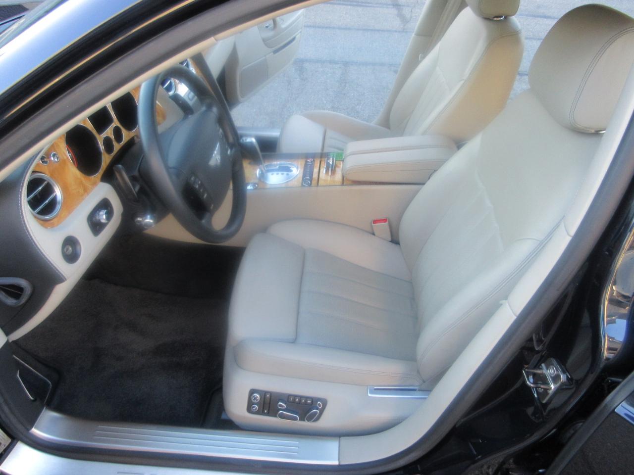 Bentley Continental Flying Spur  2008