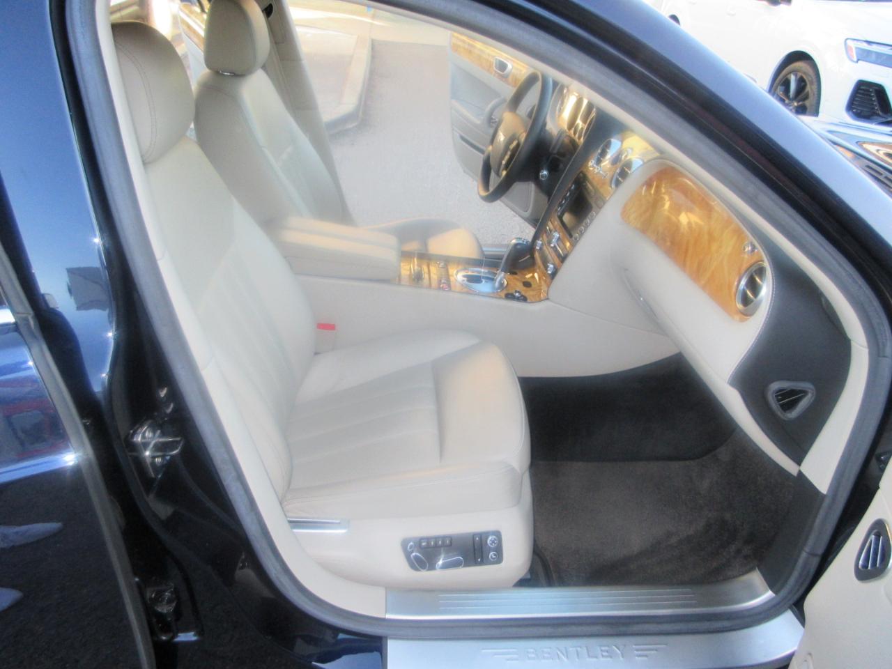 Bentley Continental Flying Spur  2008