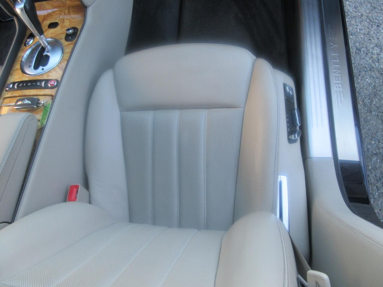 Bentley Continental Flying Spur  2008