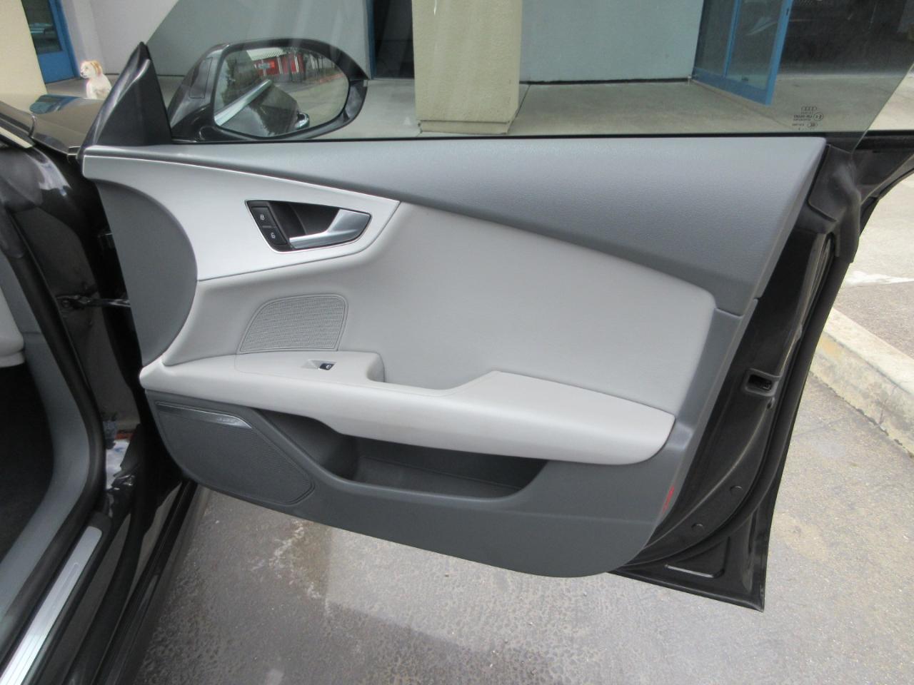 Audi A7 4dr HB quattro 3.0 Prestige 2013