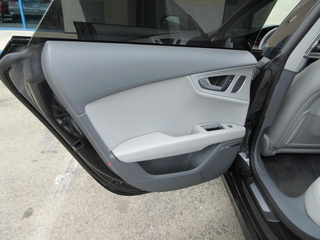 Audi A7 4dr HB quattro 3.0 Prestige 2013