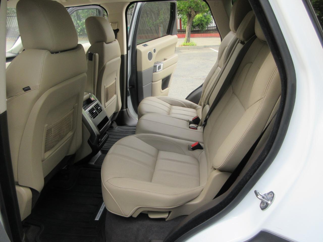 Land Rover Range Rover Sport  2016