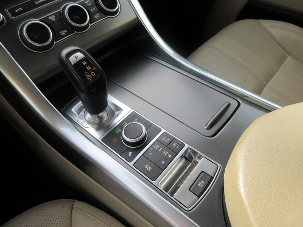 Land Rover Range Rover Sport  2016