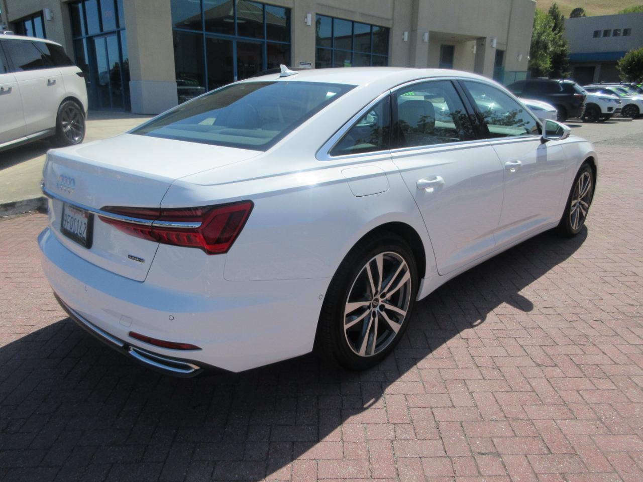 Audi A6 Sedan  2023