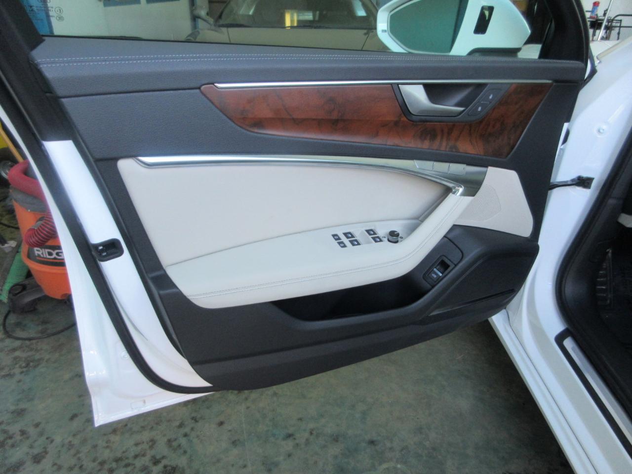 Audi A6 Sedan  2023
