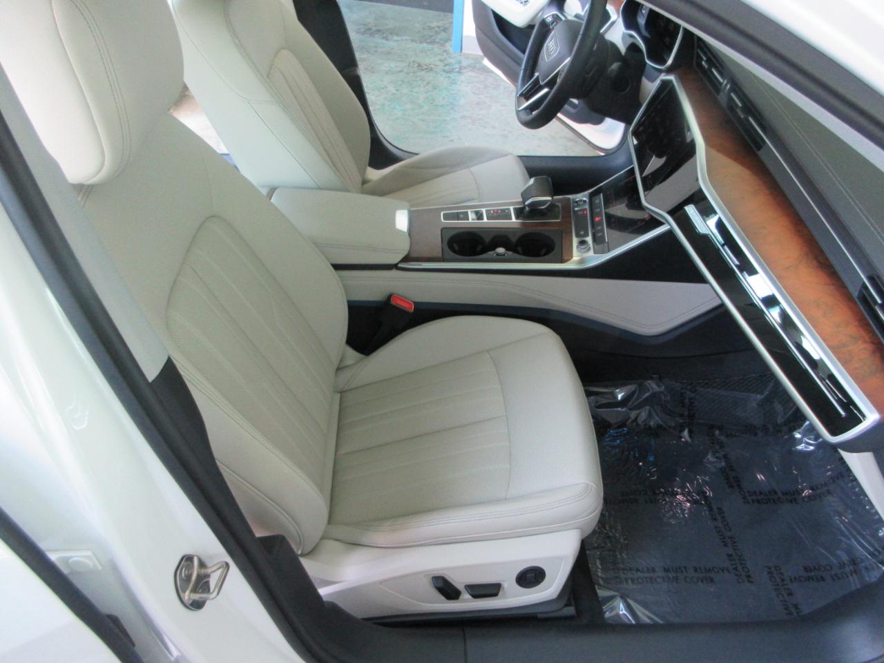 Audi A6 Sedan  2023