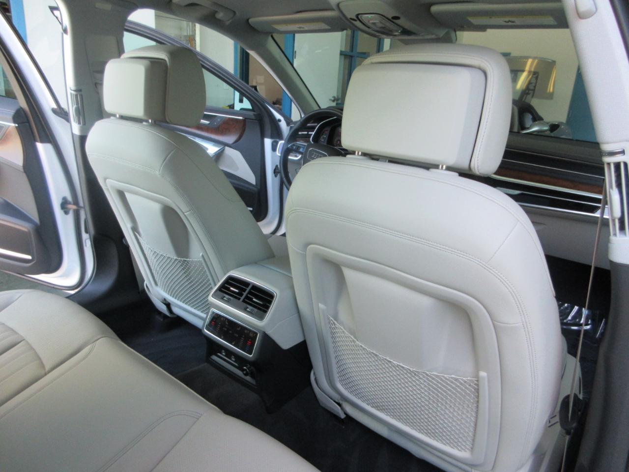 Audi A6 Sedan  2023