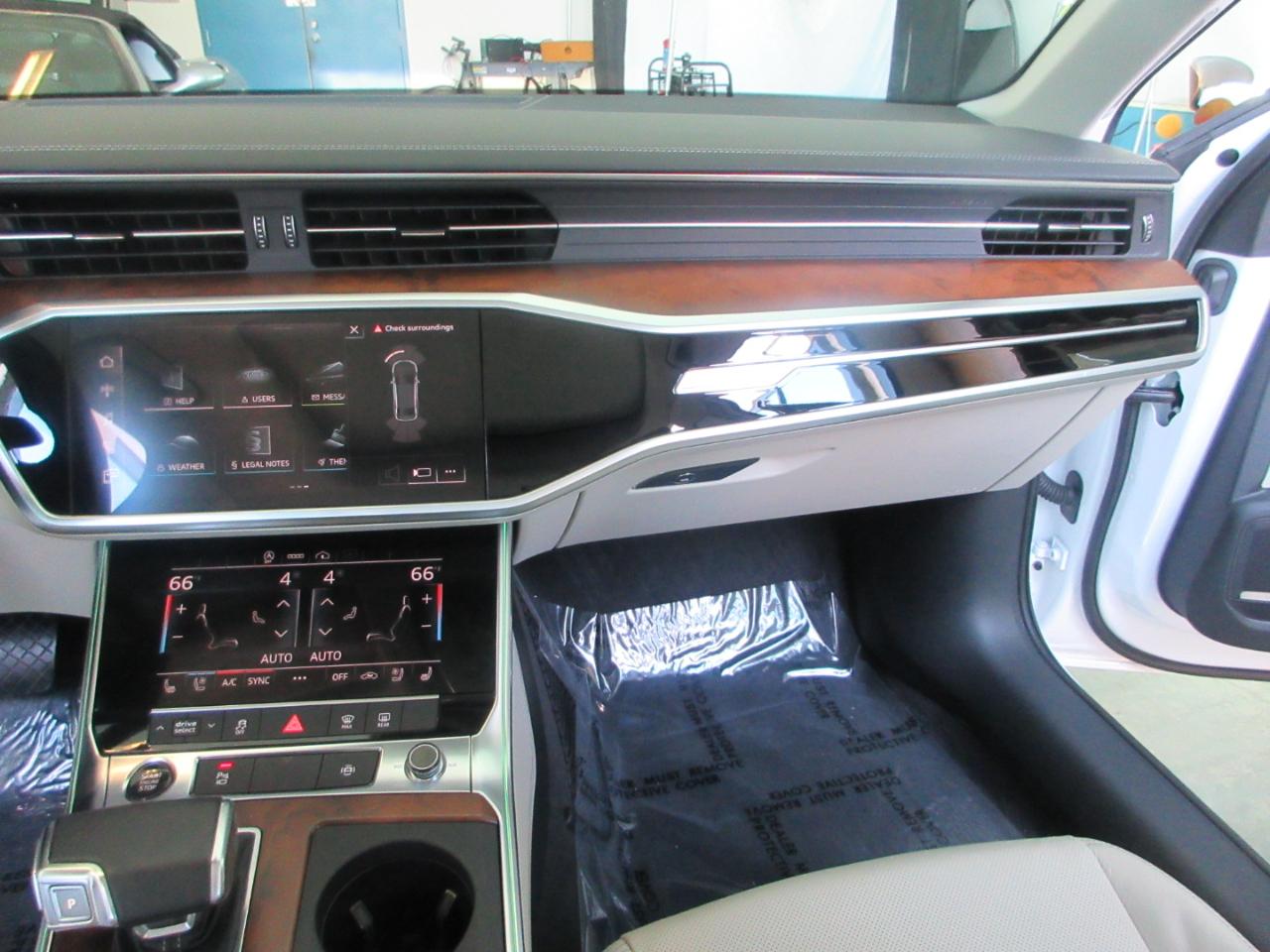 Audi A6 Sedan  2023