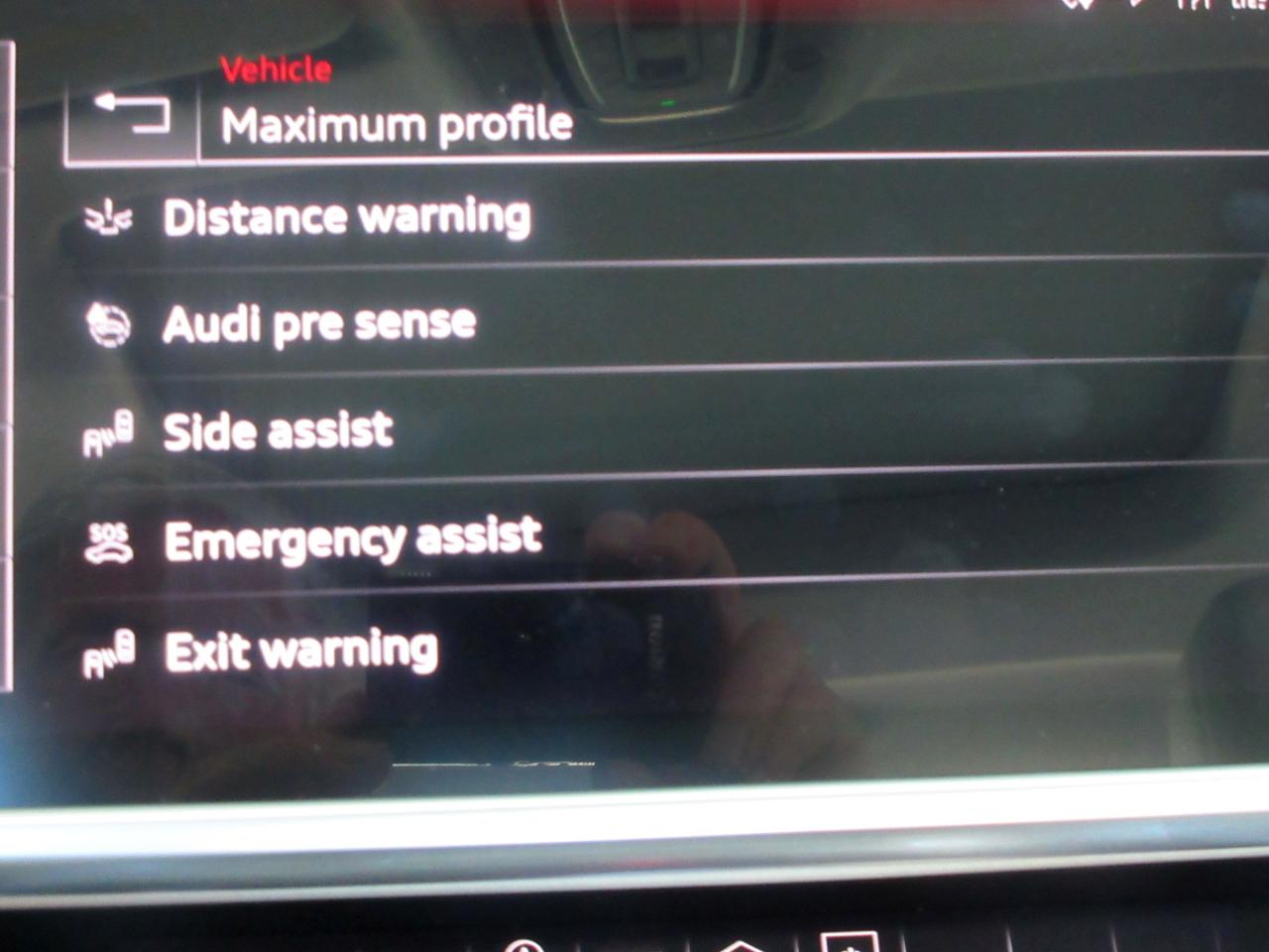 Audi A6 Sedan  2023