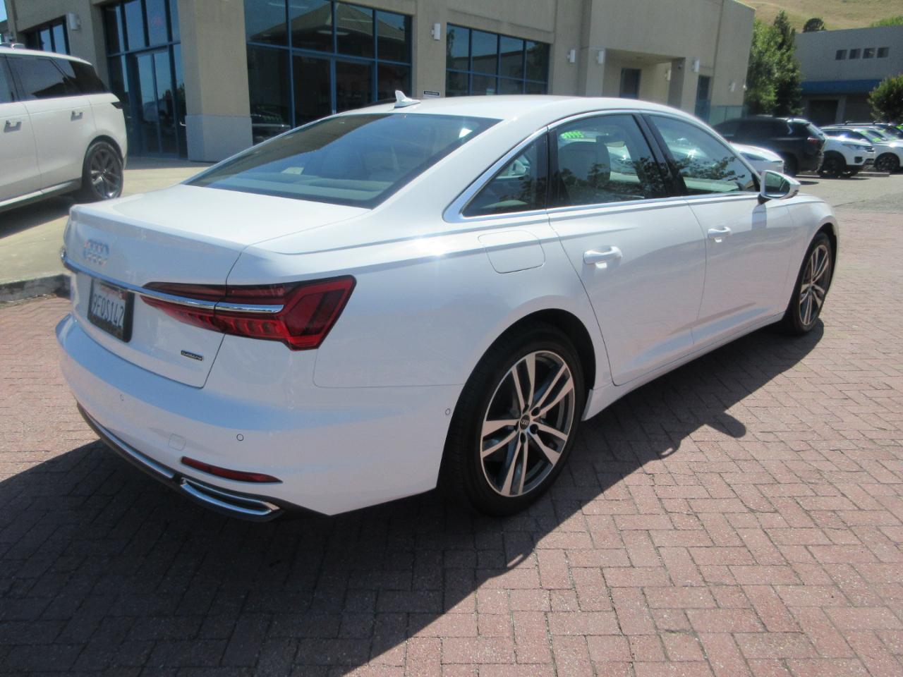 Audi A6 Sedan  2023