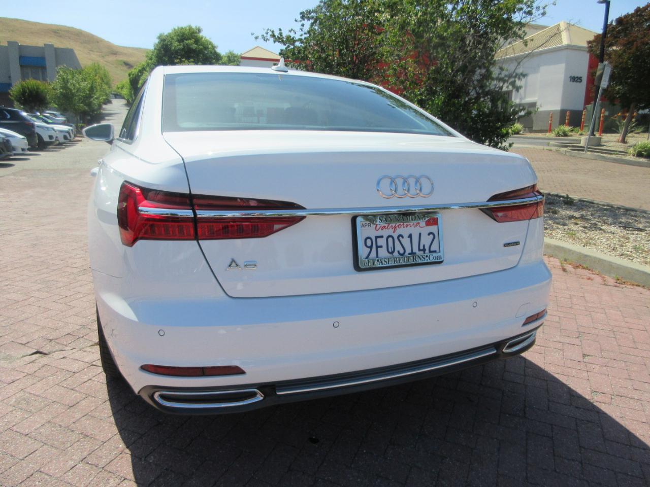 Audi A6 Sedan  2023